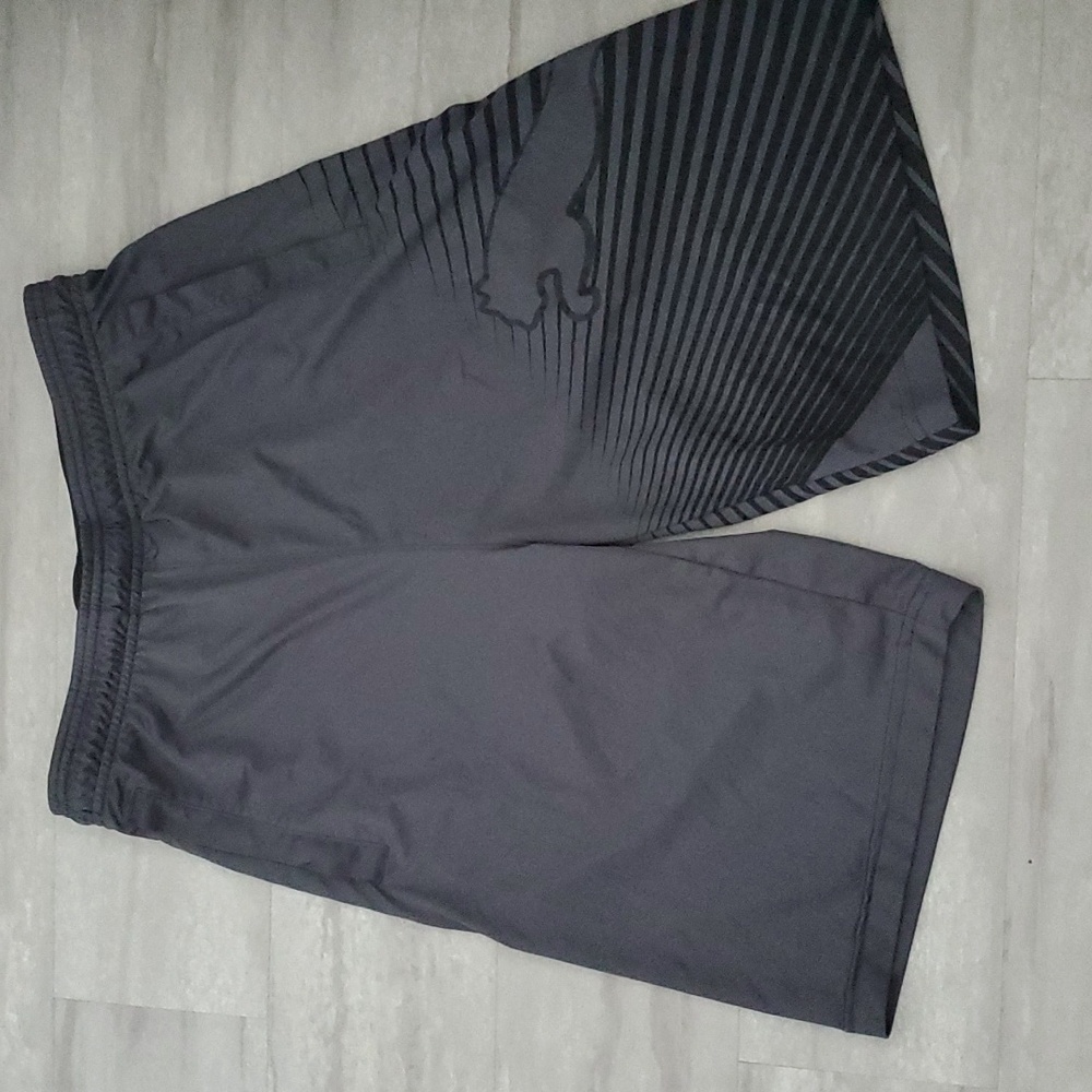 PUMA DRI FIT elastic waist drawstring shorts size M